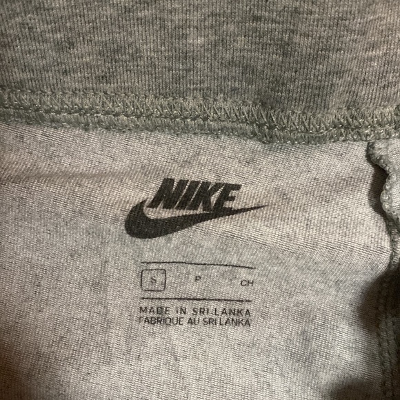 Nike biker shorts - Picture 2 of 2